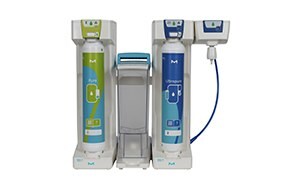 Milli-Q® SQ 2Series – 결합형, 사전 설정된 용량 구성 RO water 생산 및 초순수의 사전 설정된 용량 채수로 구성된 결합형 Milli-Q SQ 240CV 시스템 구성