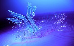 Reducing viscosity of highly concentrated monoclonal antibody (mAb) formulation to enable subcutaneous delivery