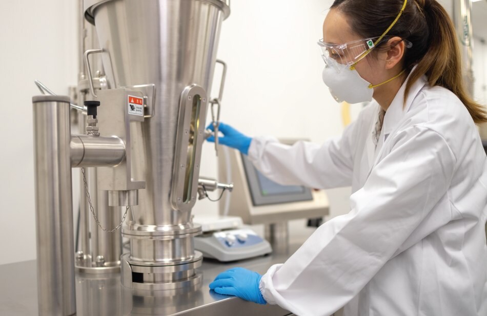 Tablet manufacturing by wet granulation