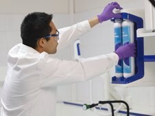 Milli-Q&#174; EQ 7000 Ultrapure Water Purification System Produces ultrapure (Type 1) water from pure water with a distribution flow rate up to 2 L/min.