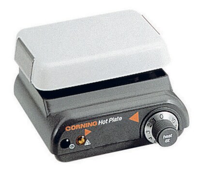 Corning&#174; hotplate, 4 in. x 5 in. AC/DC input 120 V AC, US 3-pin plug, plate L × W 4&#160;in. × 5&#160;in.