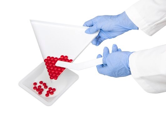 Triangular Pill Counting Tray non-sterile