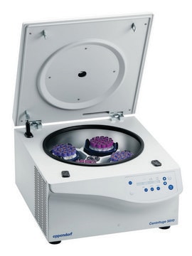 Eppendorf&#174; Centrifuge 5810/5810R 5810, non-refrigerated, with rotor S-4-104 with adapters for 13/16 mm round bottom tubes, keypad, AC/DC input 120 V, 50/60 Hz, US 3-pin plug (US)