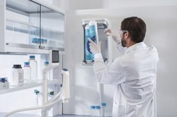 Milli-Q&#174; IQ 7000 Ultrapure Water Purification System output: type 1 water (18.2 M&#937;·cm), the most advanced Milli-Q&#174; ultrapure (Type 1) water purification system that is intelligent, intuitive, and green.