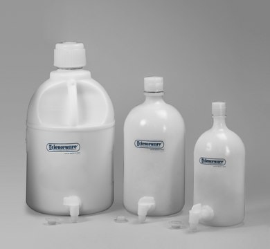 Polyethylene carboy with spigot capacity 4&#160;L (1&#160;gal), polyethylene